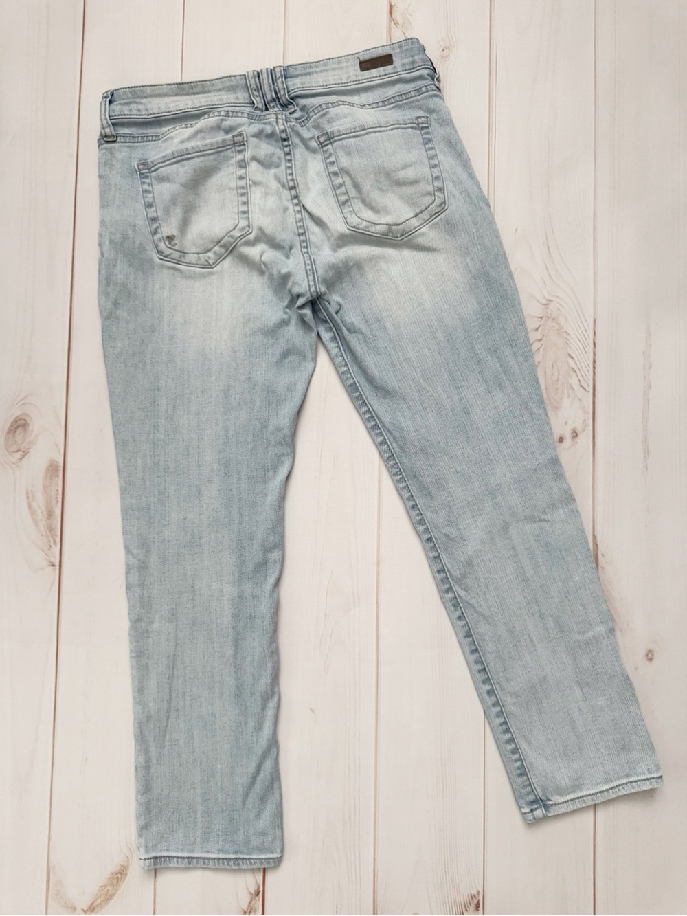 Kut from the Kloth Crop Jeans - Picture 5 of 7
